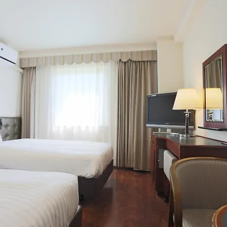 Hotel Castle Inn Suzuka Chuo Exterior photo